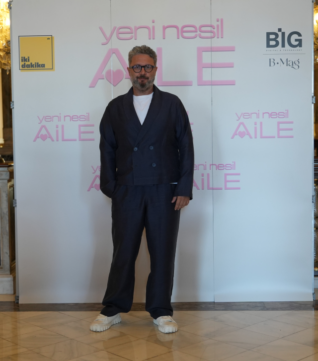 Eda Ece, Sumru Yavrucuk ve İbrahim Selim'den yüksek prodüksiyonlu ilk dikey dizi