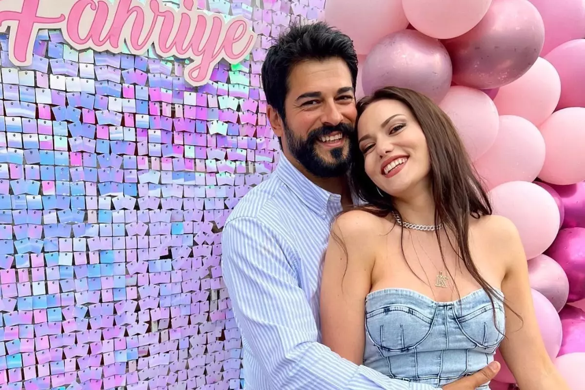 Fahriye Evcen ve Burak Özçivit'ten boşanma iddialarına ilk yanıt