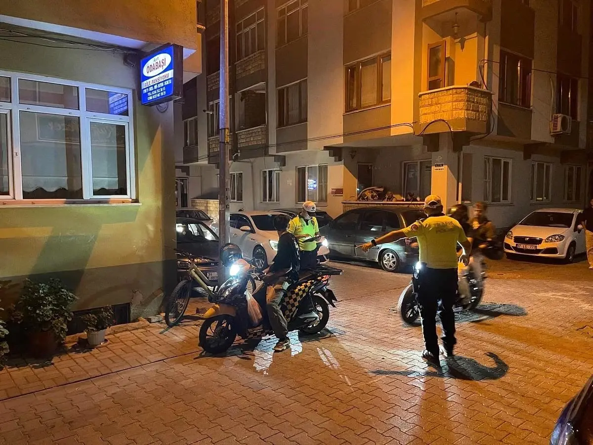 Gönen'de Trafik ve Asayiş Denetimi Yapıldı