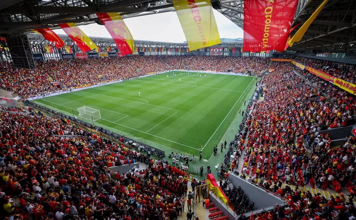 Göztepe, Fenerbahçe'yi Yenmek İçin Hazırlanıyor