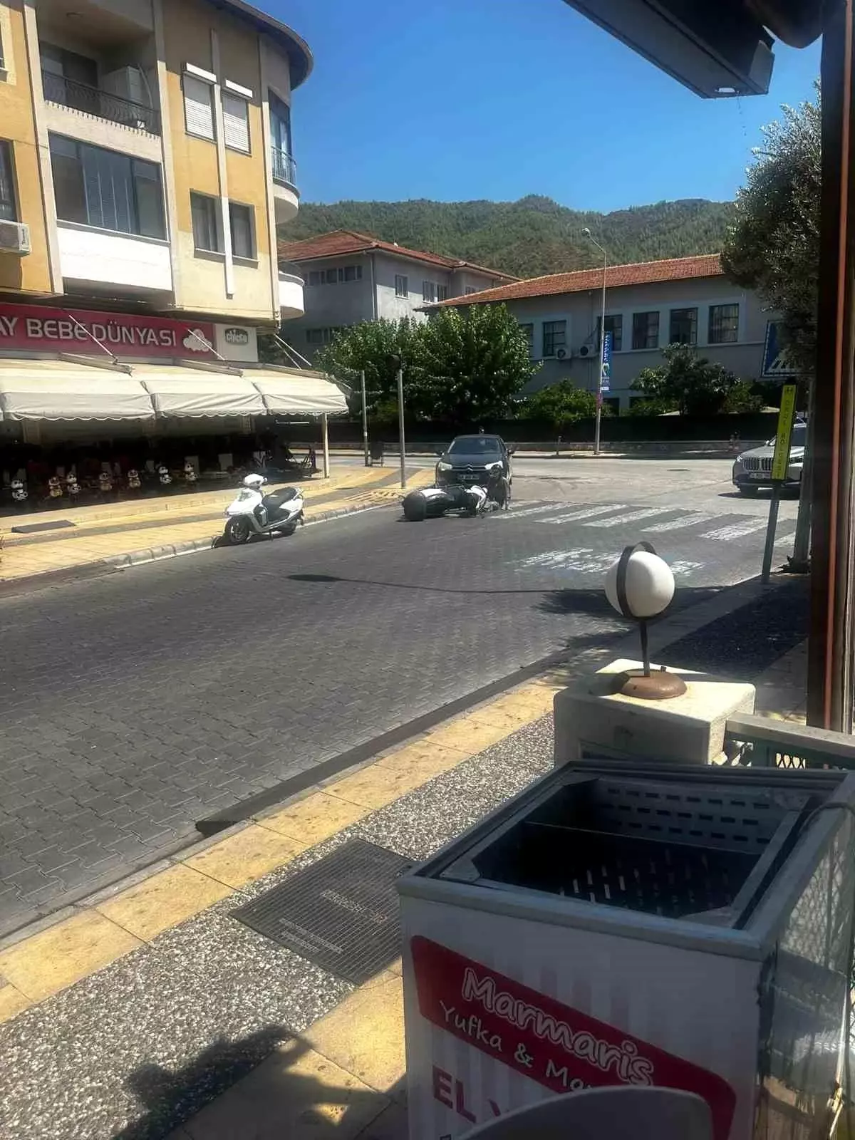Marmaris'te Motosiklet Kazası: Vatandaşlar Önlem İstiyor