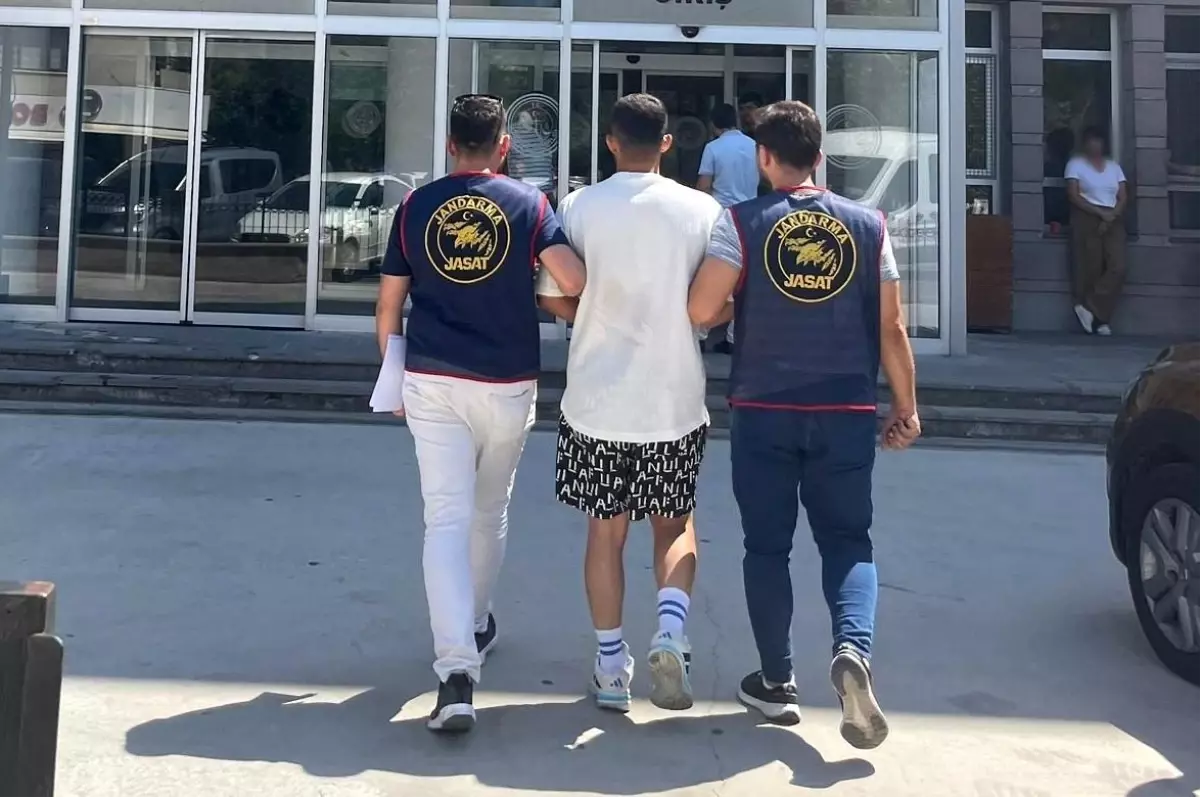 Cezaevinden Firar Eden Hükümlü Kuşadası'nda Yakalandı