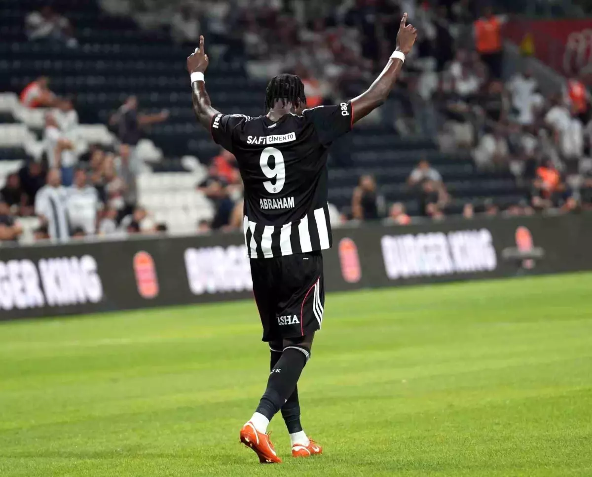Beşiktaş'ın Golcüsü Tammy Abraham 5. Golünü Attı