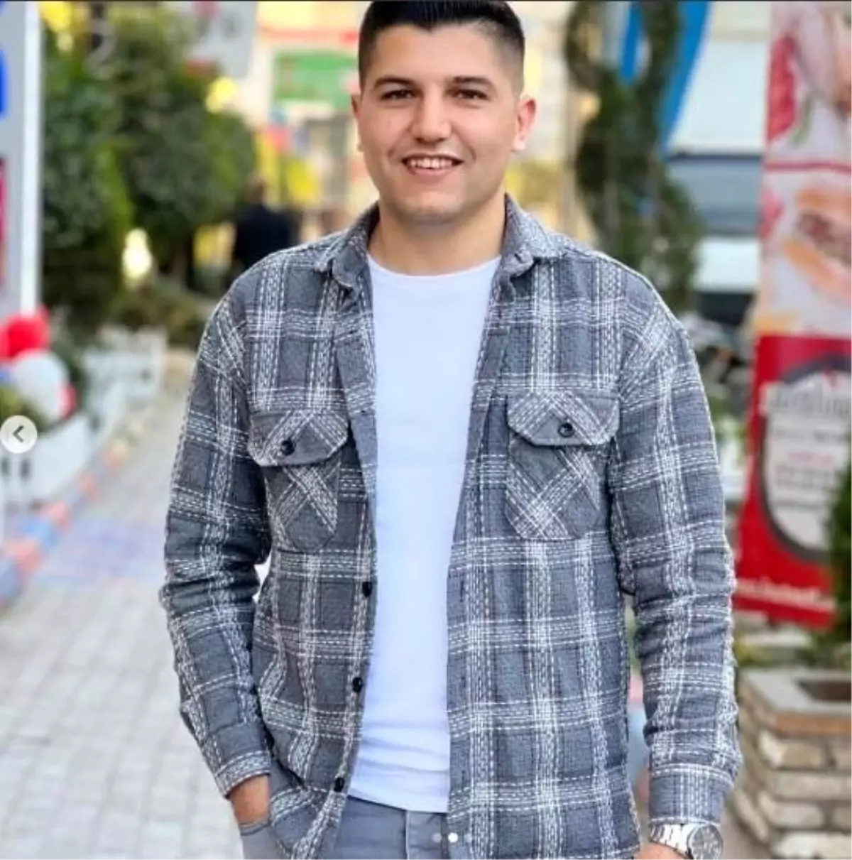 Erzurum'da Trafik Kazası: Uzman Çavuş Hayatını Kaybetti