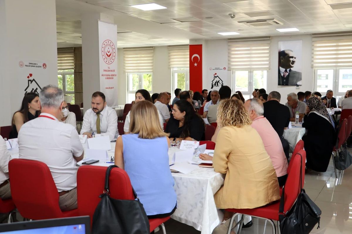Zonguldak'ta İkinci Yaşlılık Şurası Çalıştayı Düzenlendi
