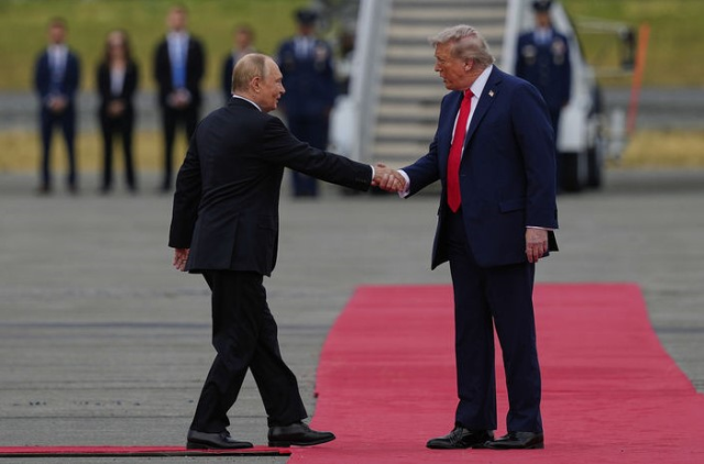 alaska da tarihi goruntuler trump ve putin 6 yil 18952025 7504 m