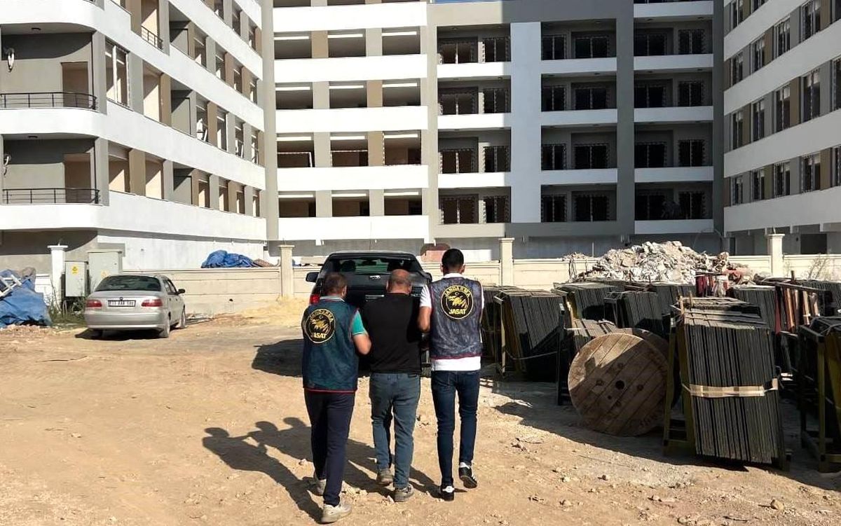 Mersin'de Hükümlü İki Şahıs Jandarma Operasyonlarıyla Yakalandı