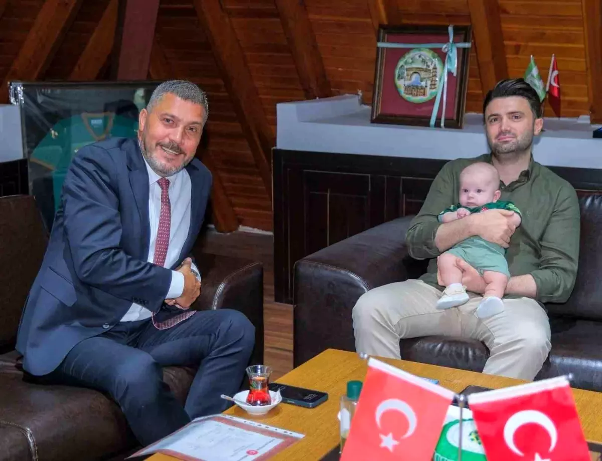 Bursaspor'dan SMA Hastası Çocuğa Destek: Eskişehirspor Maçında Forma Gelirleri Bağışlanacak