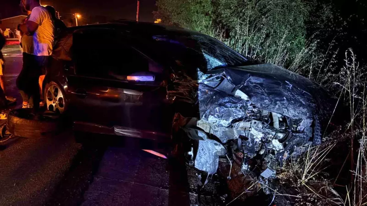 Sakarya'da Feci Kaza: 1'i Ağır 8 Yaralı