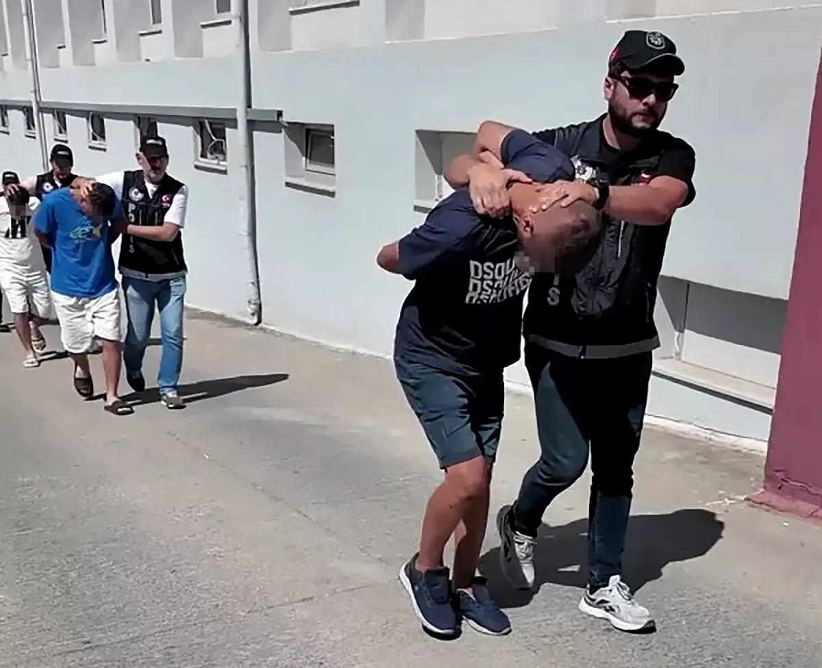 Adana'da Uyuşturucu Operasyonu: 4 Tutuklama