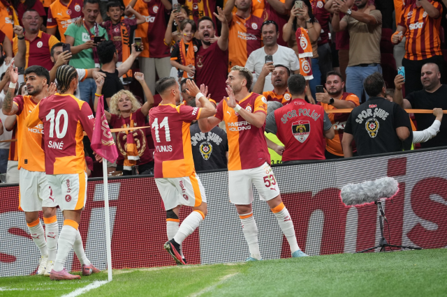 galatasaray fatih karagumruk karsisinda da 18952189 6280 m