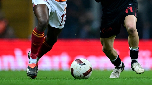 Galatasaray Karagümrük maç kadrosu, ilk 11'ler belli oldu mu? Osimhen oynayacak mı?
