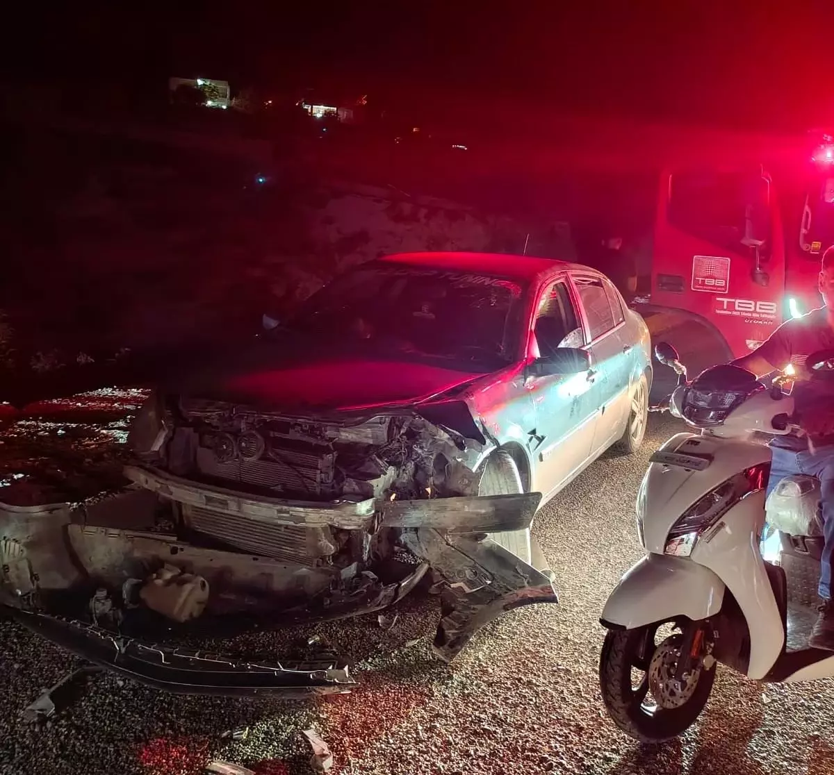 Adıyaman'da Otomobil Kazasında 2 Yaralı