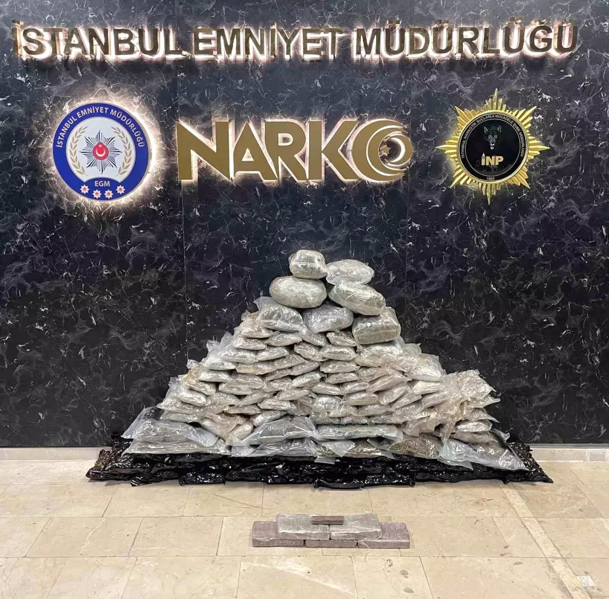 İstanbul'da Uyuşturucu Operasyonu: 90 Kilo Kaçak Madde Ele Geçirildi