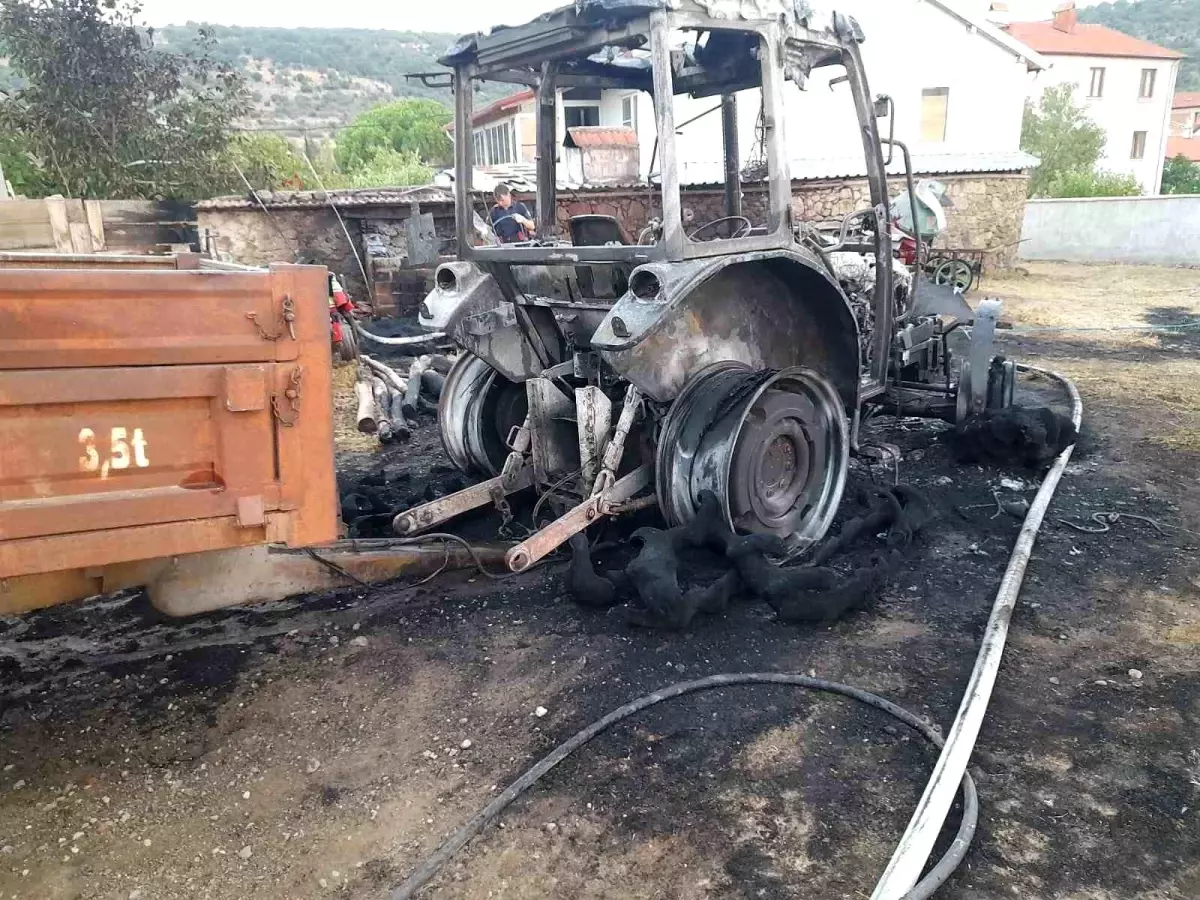 Balıkesir'de Traktör Yangını: Ciddi Hasar Oluştu
