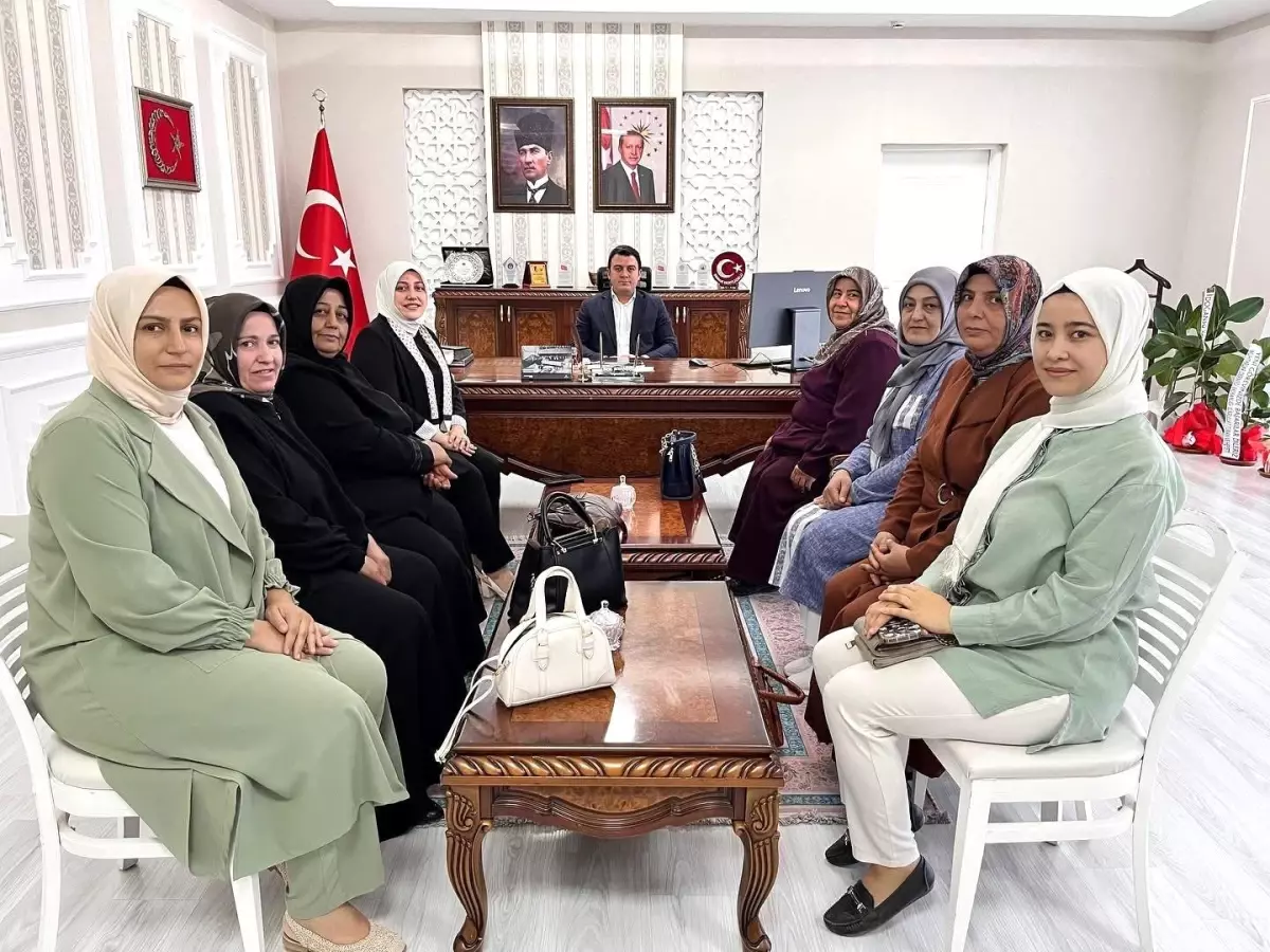 Patnos'ta Kaymakam Dertlioğlu'na Hayırlı Olsun Ziyareti