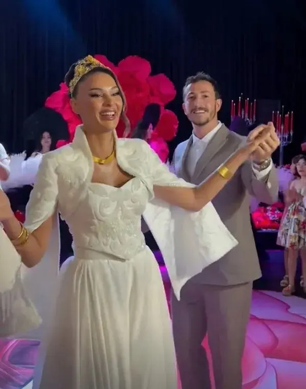 survivor berkan karabulut ve miss turkey guzeli 18950218 3270 m