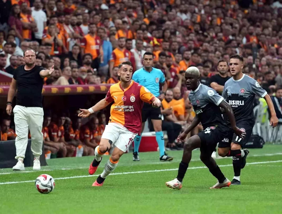 Galatasaray, Fatih Karagümrük'u 1-0 Önde Tamamladı