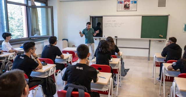 Ücretli öğretmenlik başvuruları ne zaman? 2025-2026 Ücretli öğretmenlik tarihi, şartları neler?