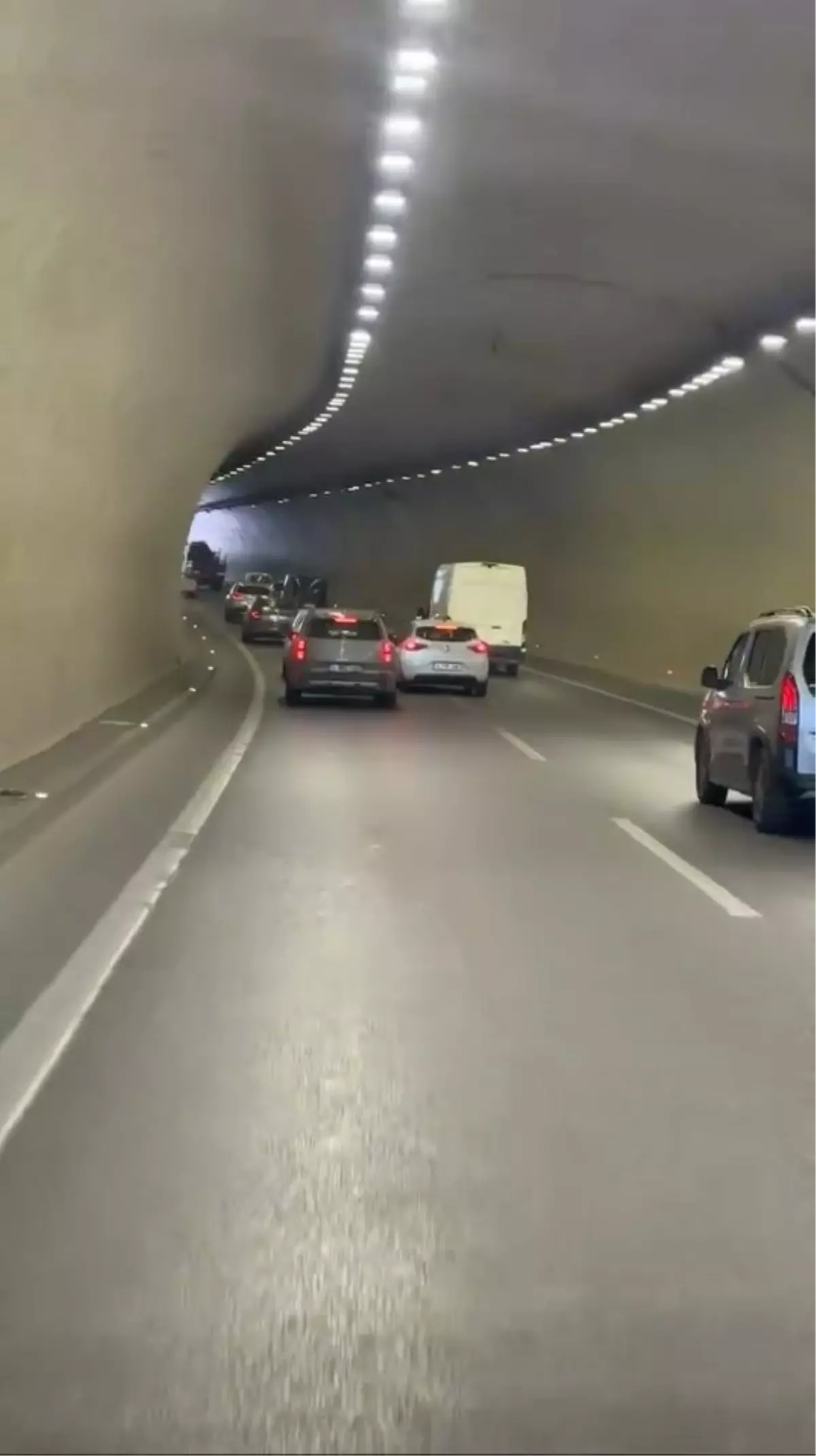 Ümraniye'de Yol Verme Tartışması Kavga ile Sonuçlandı