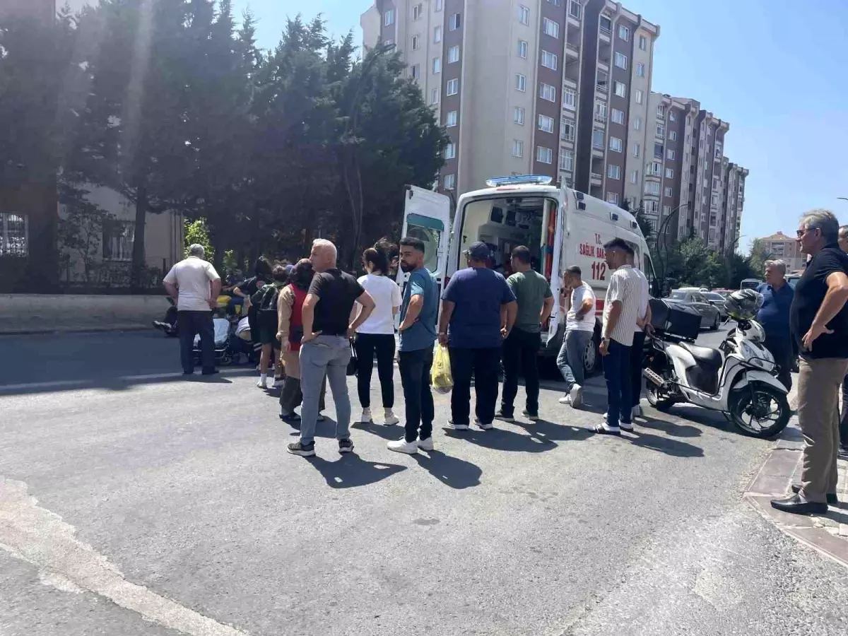 Tekirdağ'da Yaya Geçidinden Geçen Çocuğa Otomobil Çarptı