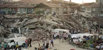 17 Ağustos 1999 Marmara Depremi'nde kaç kişi öldü, kaç bina yıkıldı?