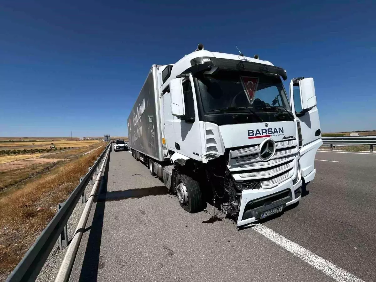 Ankara-Niğde Otoyolu'nda Trafik Kazası: 1 Ölü, 3 Yaralı