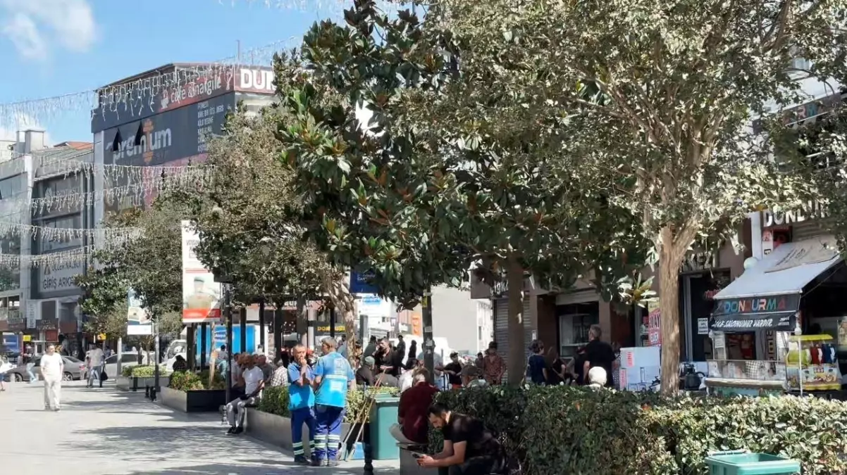İstanbul'a Kuvvetli Rüzgar ve Fırtına Uyarısı