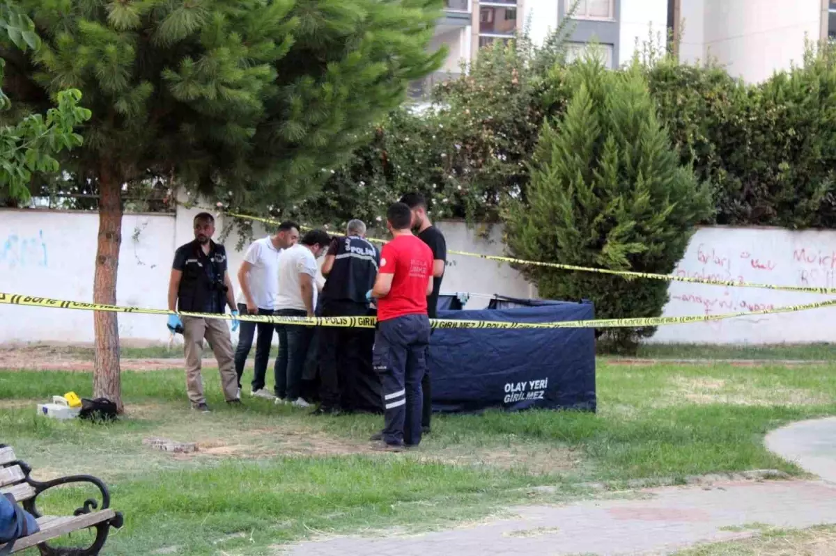 Aydın'da Parkta Bulunan Emekli Polis Memuru Hayatını Kaybetti