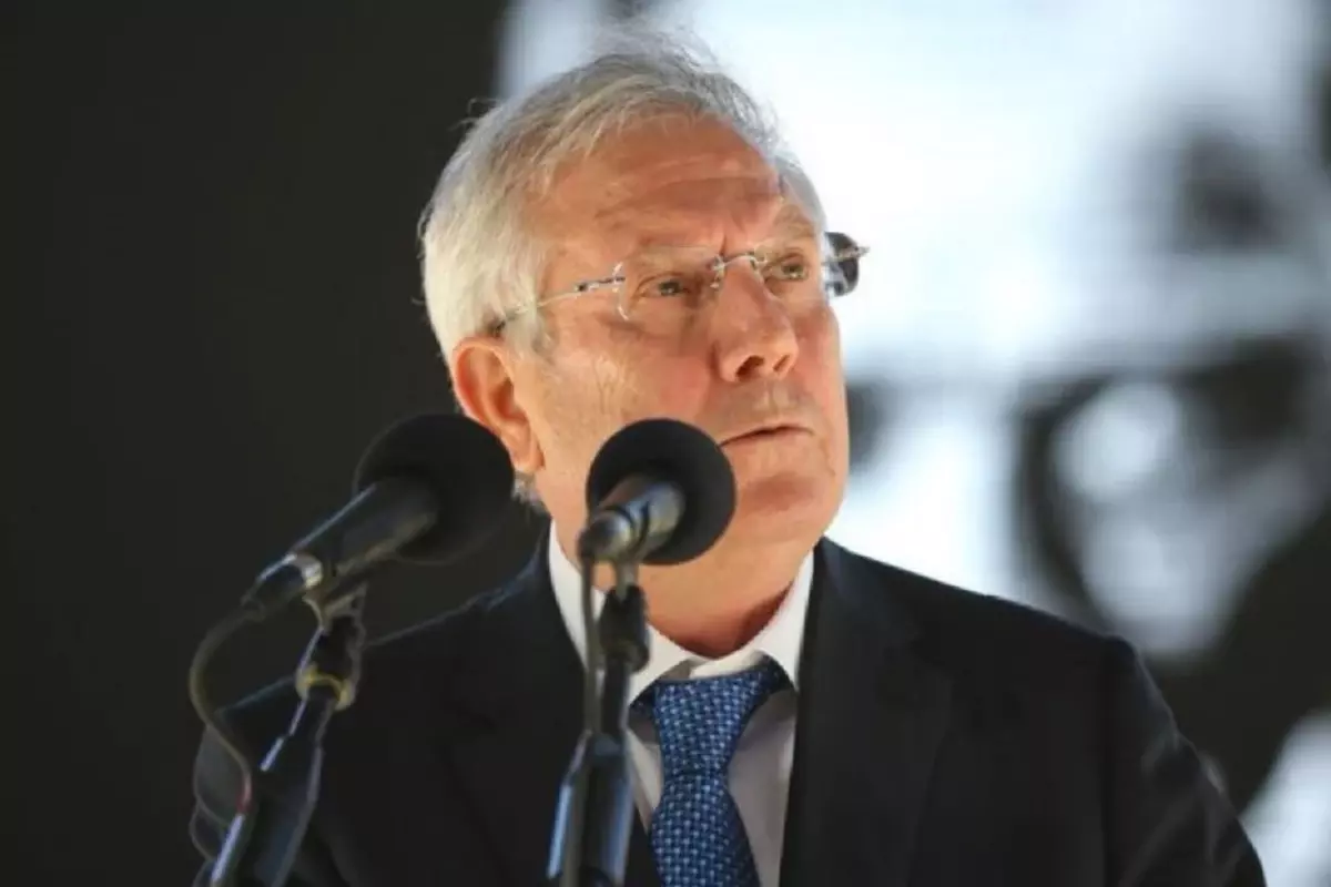 Aziz Yıldırım, İstanbul Teknik Üniversitesi'ne 'Deprem Araştırma Gemisi' bağışladı