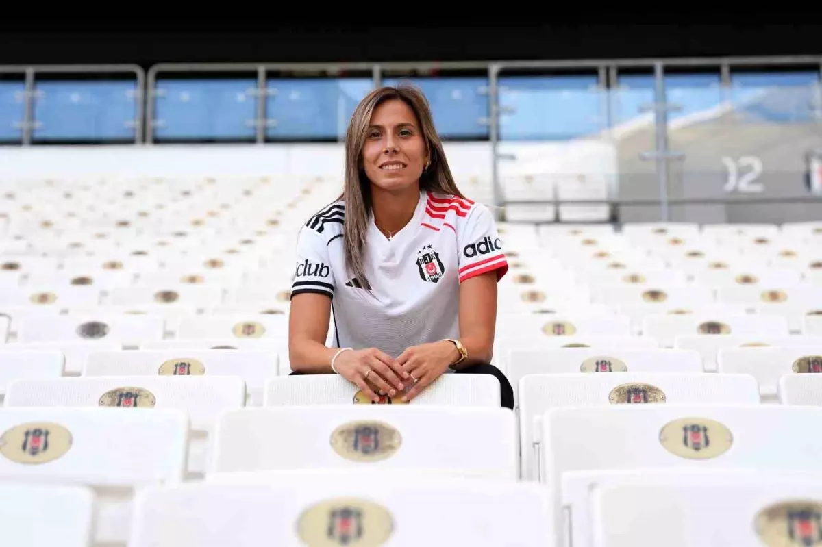 Beşiktaş Kadın Futbol Takımı, Evdokia Popadinova’yı Transfer Etti