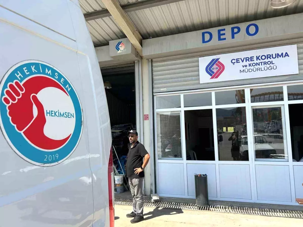 HEKİMSEN Depremzedelere Yardıma Koştu