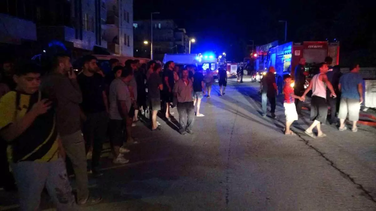 Malatya'da inşaat şantiyesinde konteyner yangını