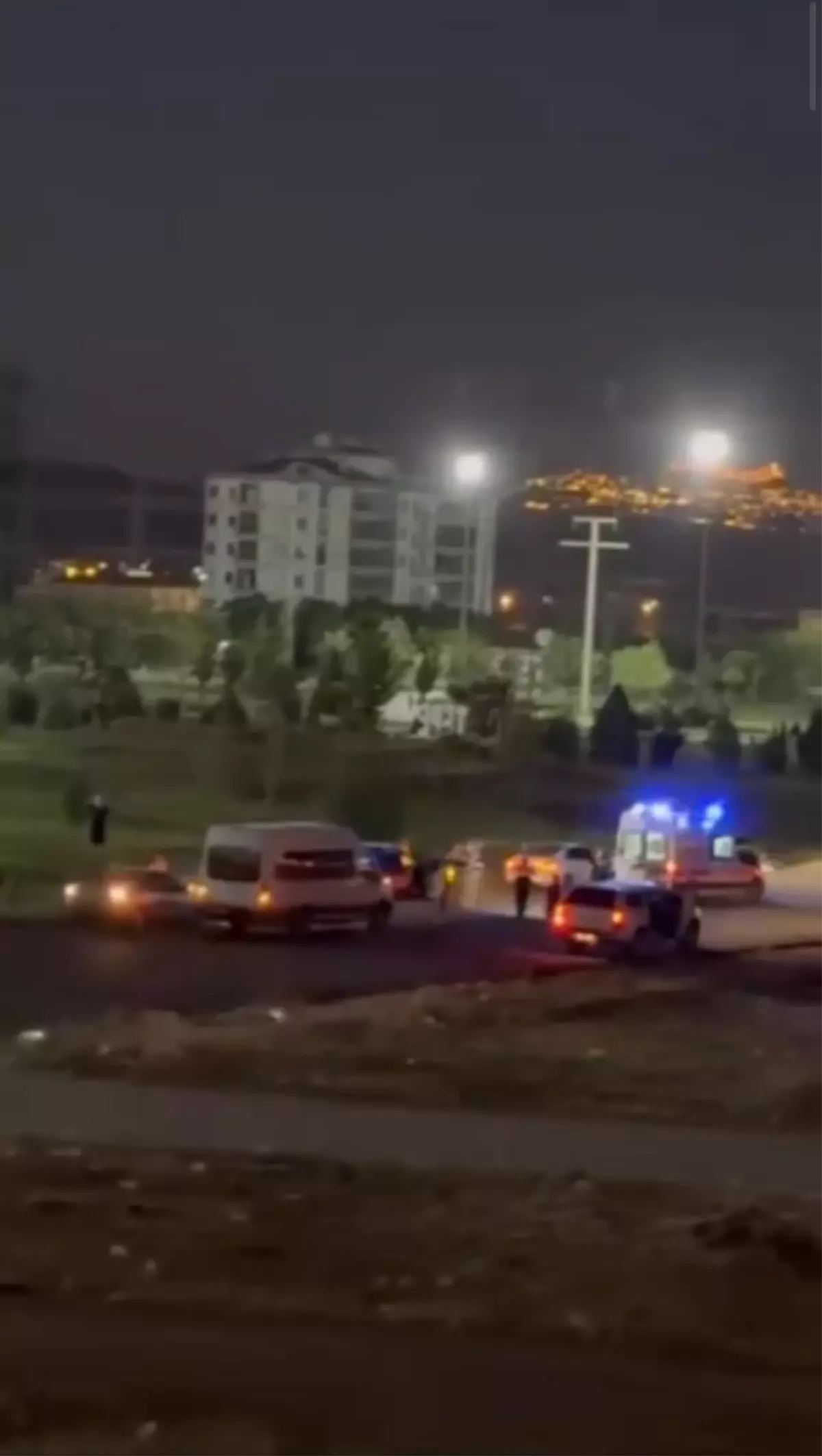 Kızıltepe'de Park Halindeki Araçta Erkek Cesedi Bulundu
