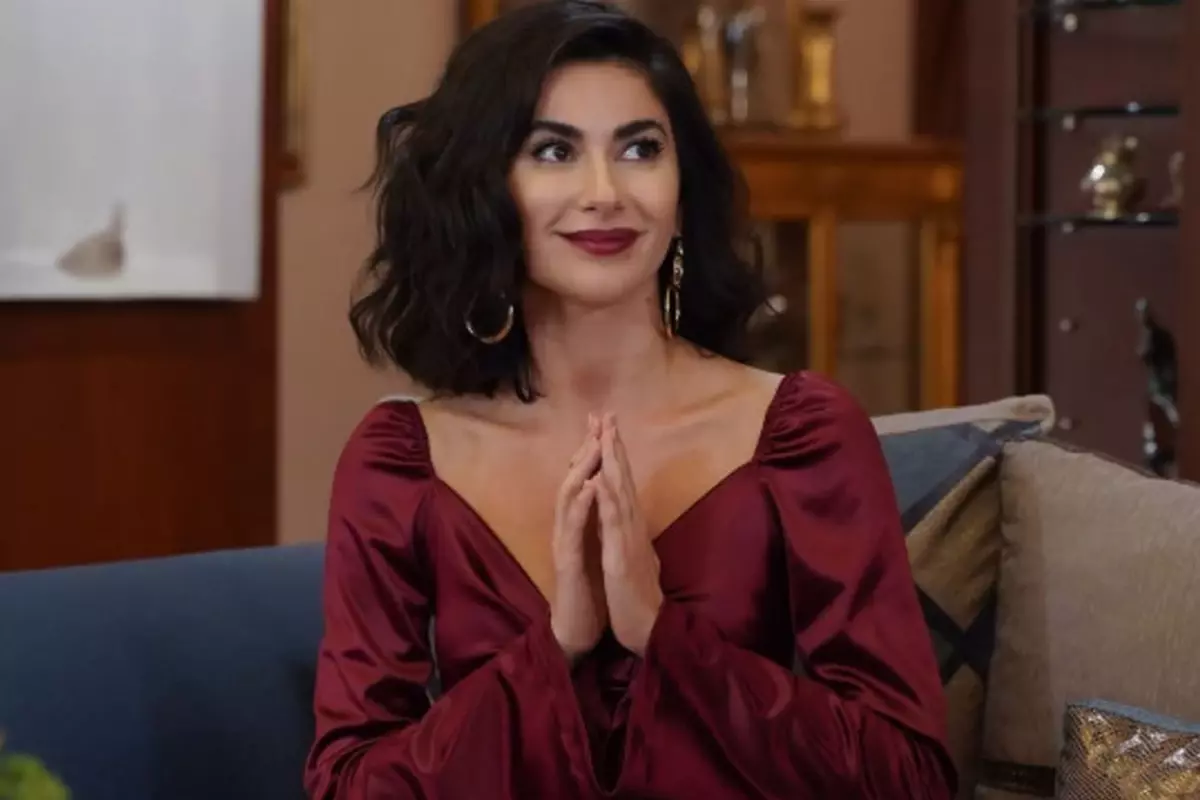 Nesrin Cavadzade'den şaşırtan espri: Genç erkeklerin kanını içiyorum