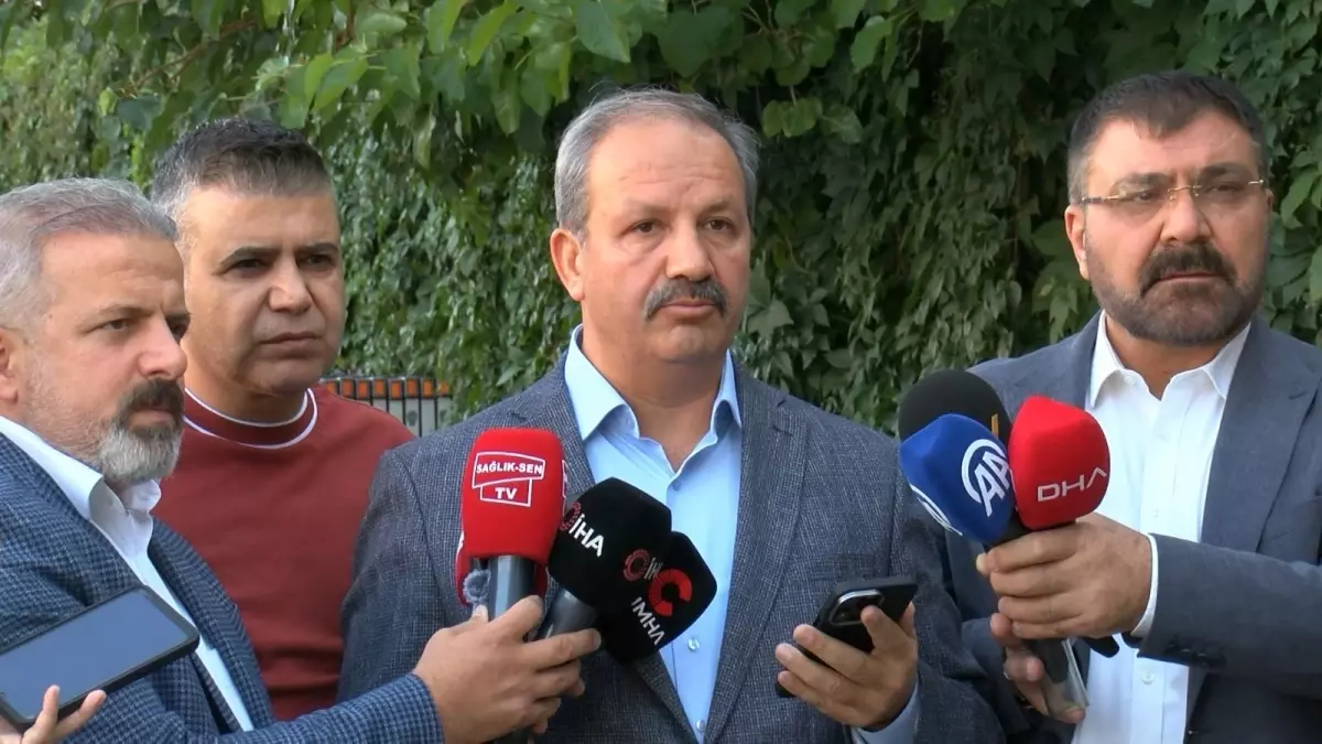 Sağlık-Sen, Hükümetin Zam Teklifine Tepki Gösterdi