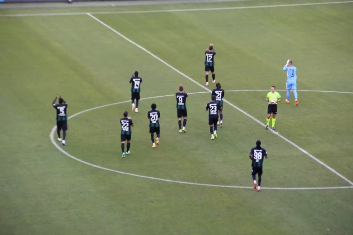 Kocaelispor, Samsunspor'a 1-0 Mağlup Oldu
