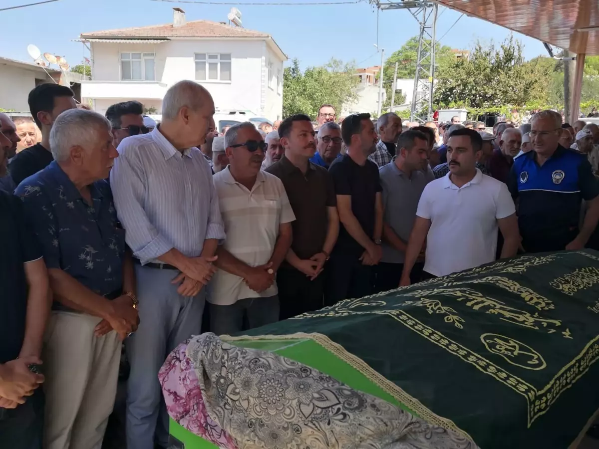 TBMM Başkanı Numan Kurtulmuş, Lapseki'de Cenaze Törenine Katıldı
