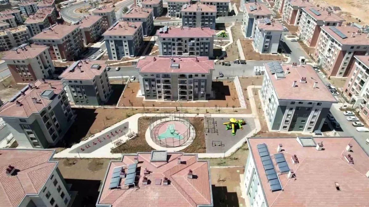 Adıyaman İndere Konutları'nda Çalışmalar Tamamlanma Aşamasında
