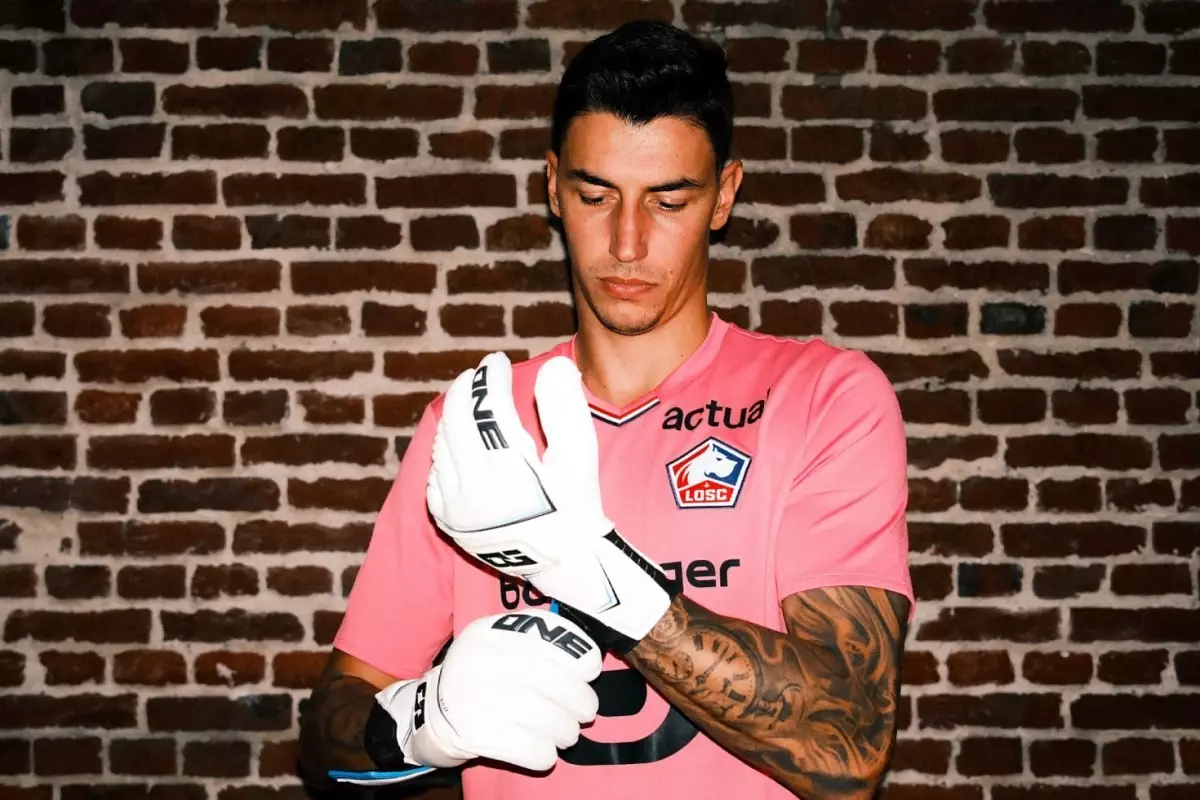 Berke Özer, Lille kariyerine tatsız başladı