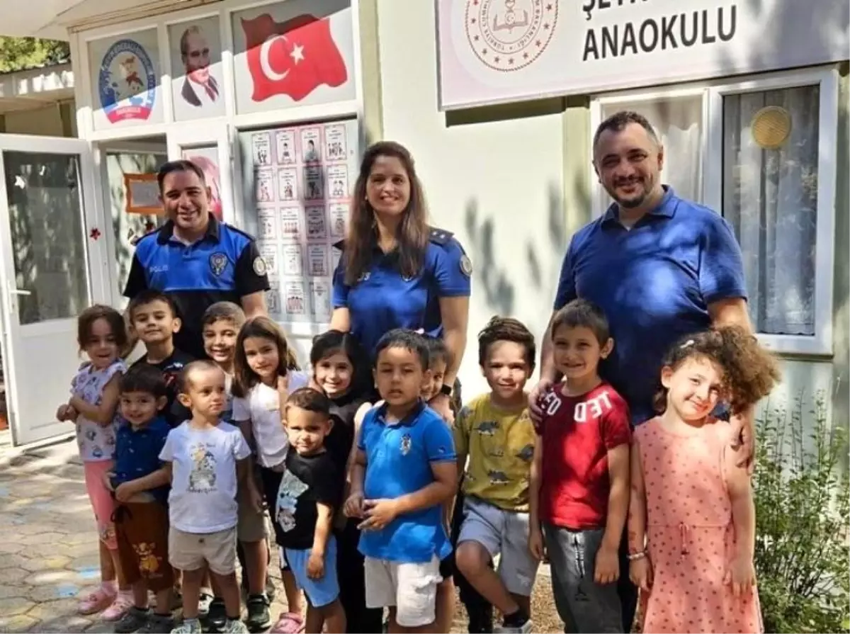Bilecik'te Çocuklara Polislik ve Güvenlik Bilinci Eğitimi