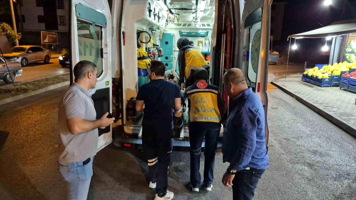 Düzce'de Bisikletle Yolun Karşısına Geçmeye Çalışan 70 Yaşındaki Kişi Yaralandı
