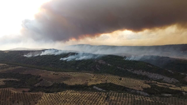 Çanakkale is burning! The Historical Area has been closed, the number of evacuated villages has risen to 6