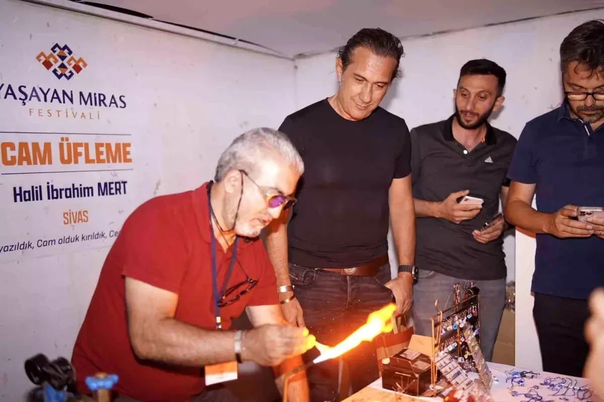 Kıraç, Erzincan'da Yaşayan Miras Festivalini Ziyaret Etti