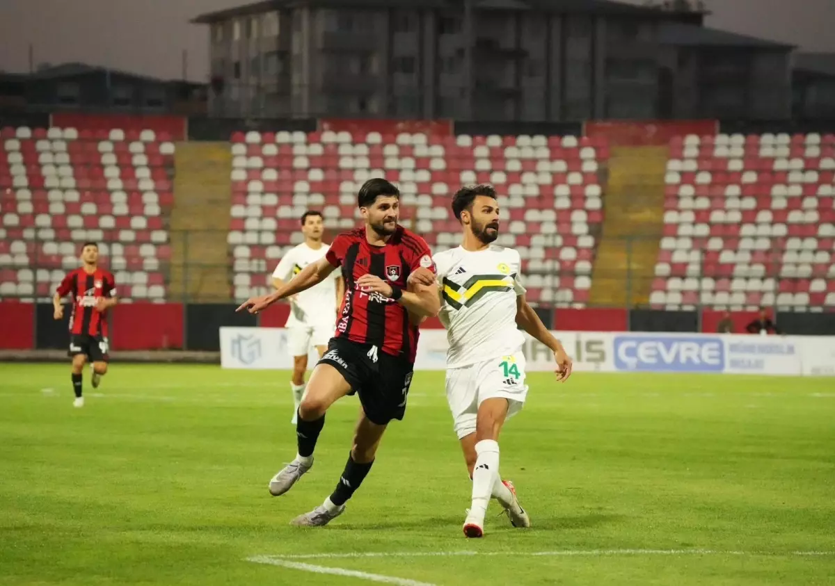 Vanspor FK, Esenler Erokspor'u 1-0 Mağlup Etti