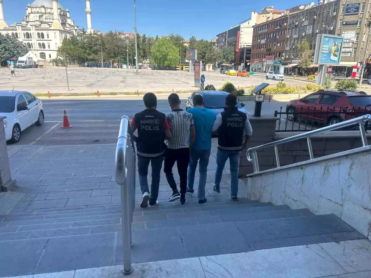 Kırıkkale'de Uyuşturucu Operasyonu: 2 Şüpheli Tutuklandı