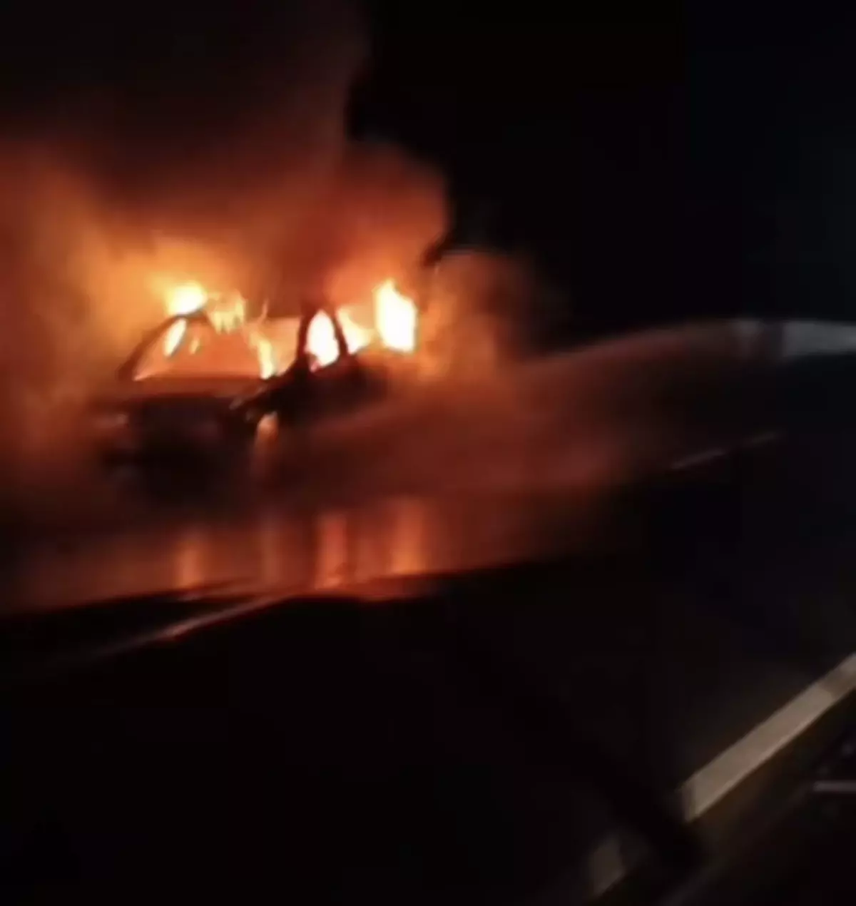Amasra'da Hareket Halindeki Otomobil Alev Aldı