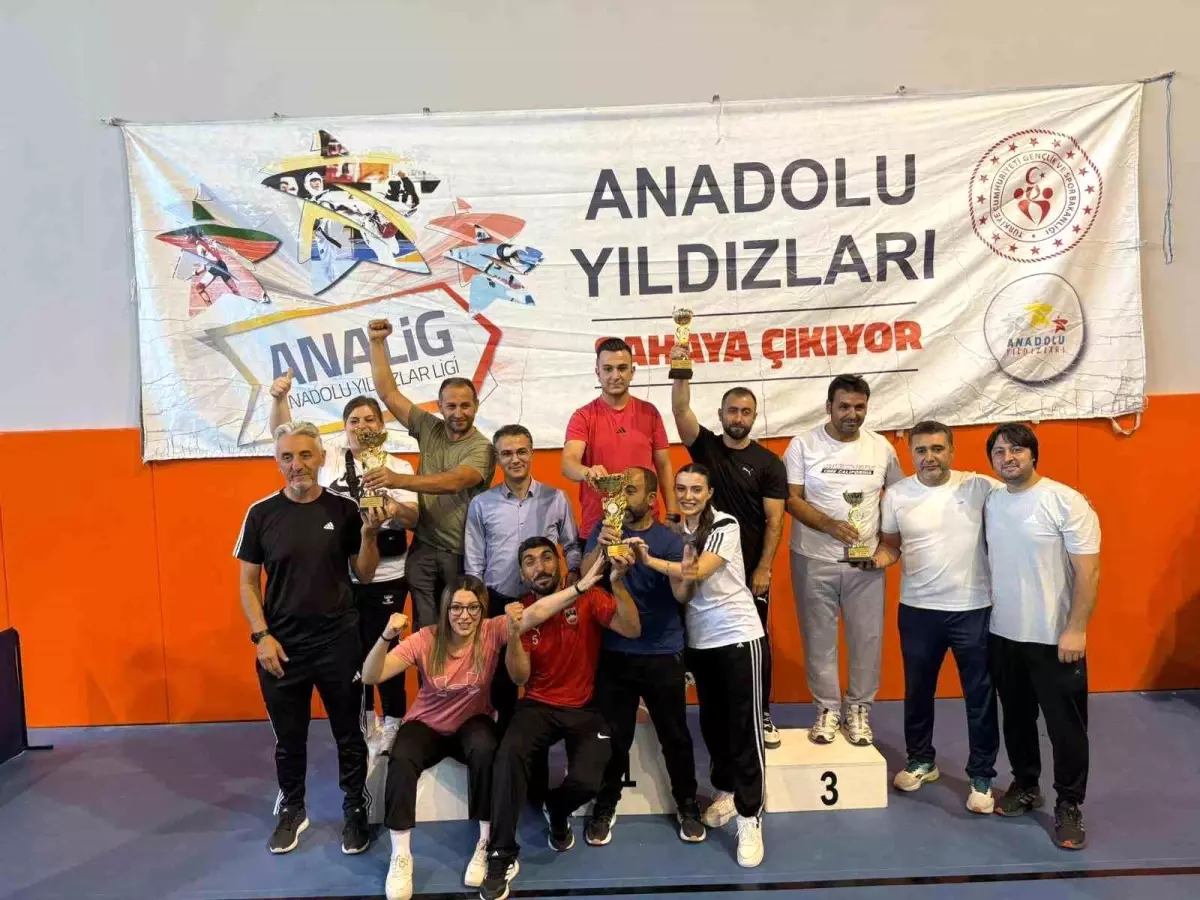 Muşlu Karateciler Anadolu Yıldızlar Ligi'nde Tarihi Başarı Elde Etti