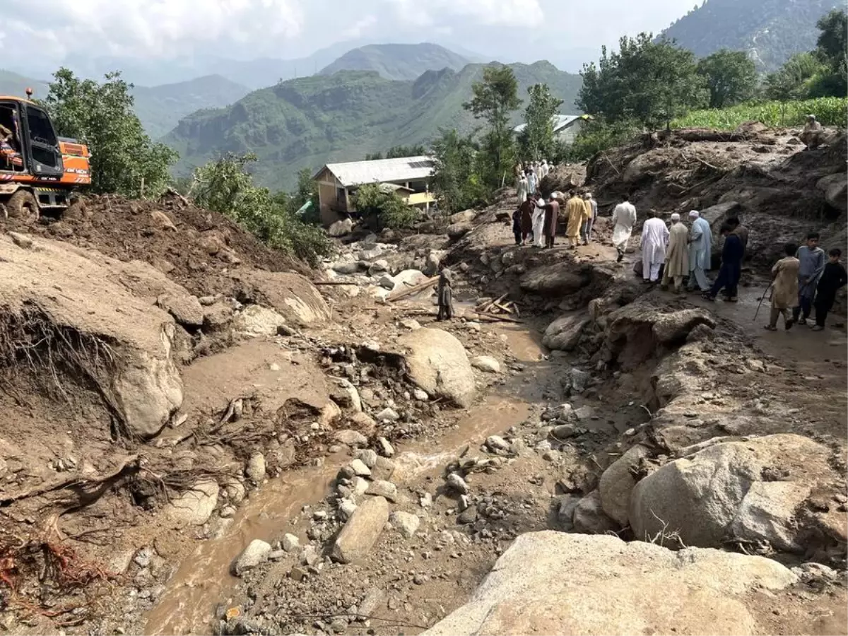 Pakistan'da Şiddetli Yağışlar Sonucu 307 Kişi Hayatını Kaybetti