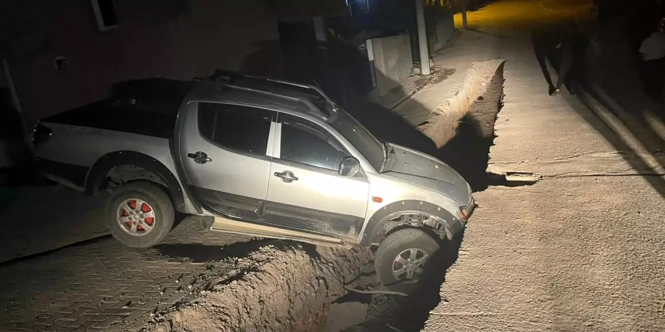 Şırnak'ta Doğalgaz Çukurları Sürücüler için Tehlike Saçıyor